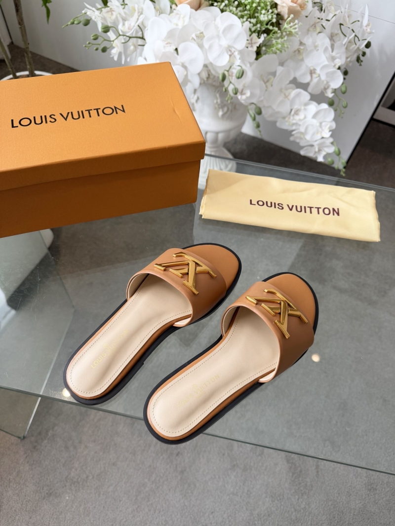 l0vis Vvtt0n slippers